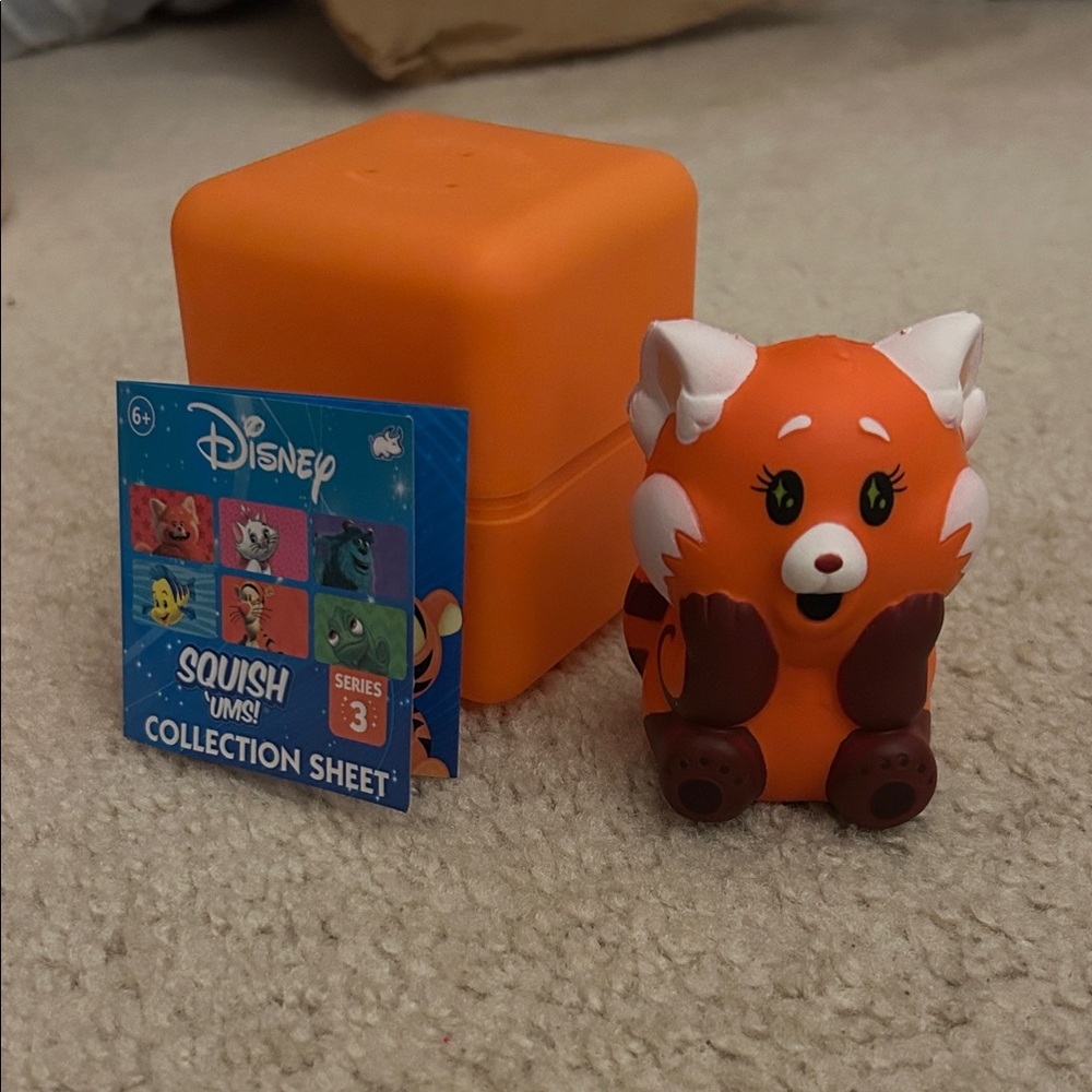 Disney Squish'Ums Panda Mei- Series 3